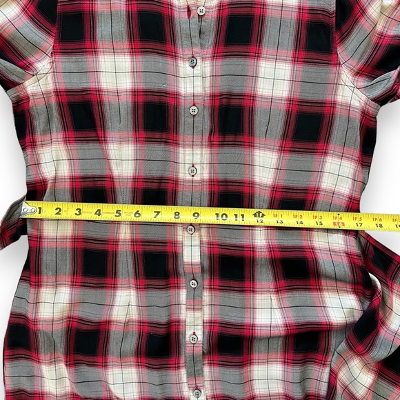 UNTUCKIt Plaid Rachel Wrap Dress in Red and Black Plaid, Size XS - Picture 10 of 15
